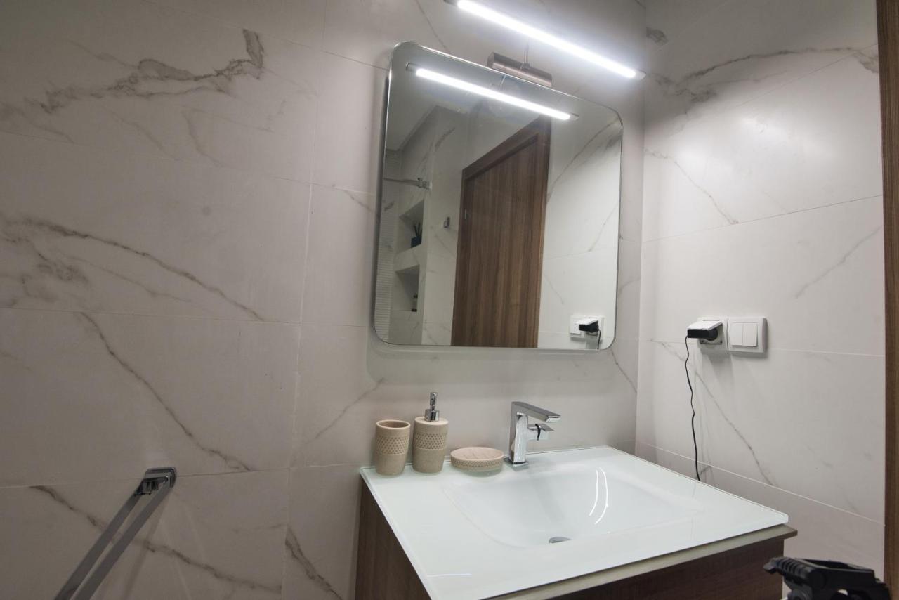 New Sea Front Apartment 95Sqm With Unlimited Wi-Fi อกาดีร์ ภายนอก รูปภาพ